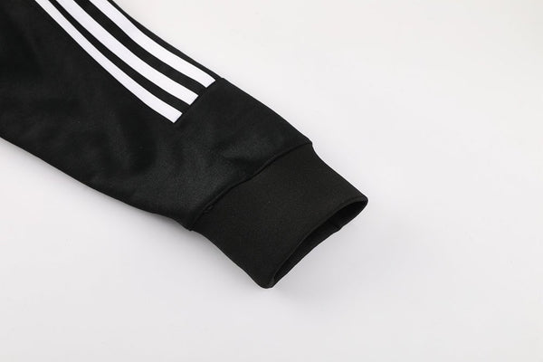 Manchester United 24/25 - Chándal con Capucha